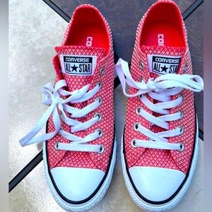 Converse Chuck Women’s Sneakers